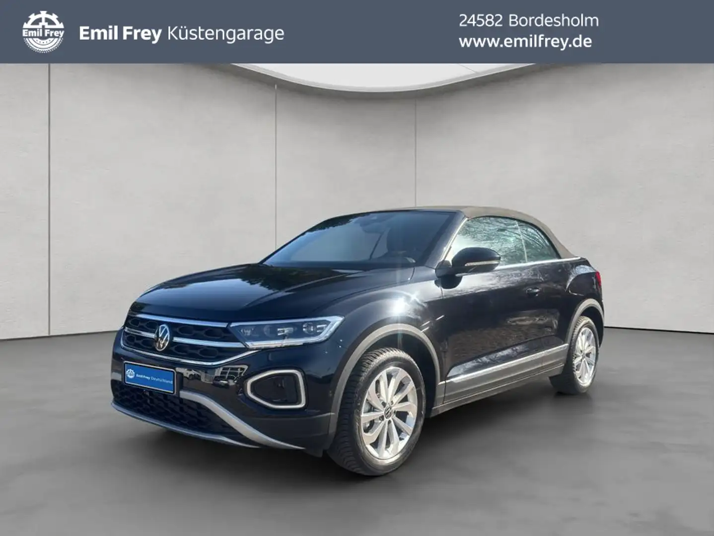 Volkswagen T-Roc Cabriolet 1.5 TSI Style DSG NAVI LED Zwart - 1