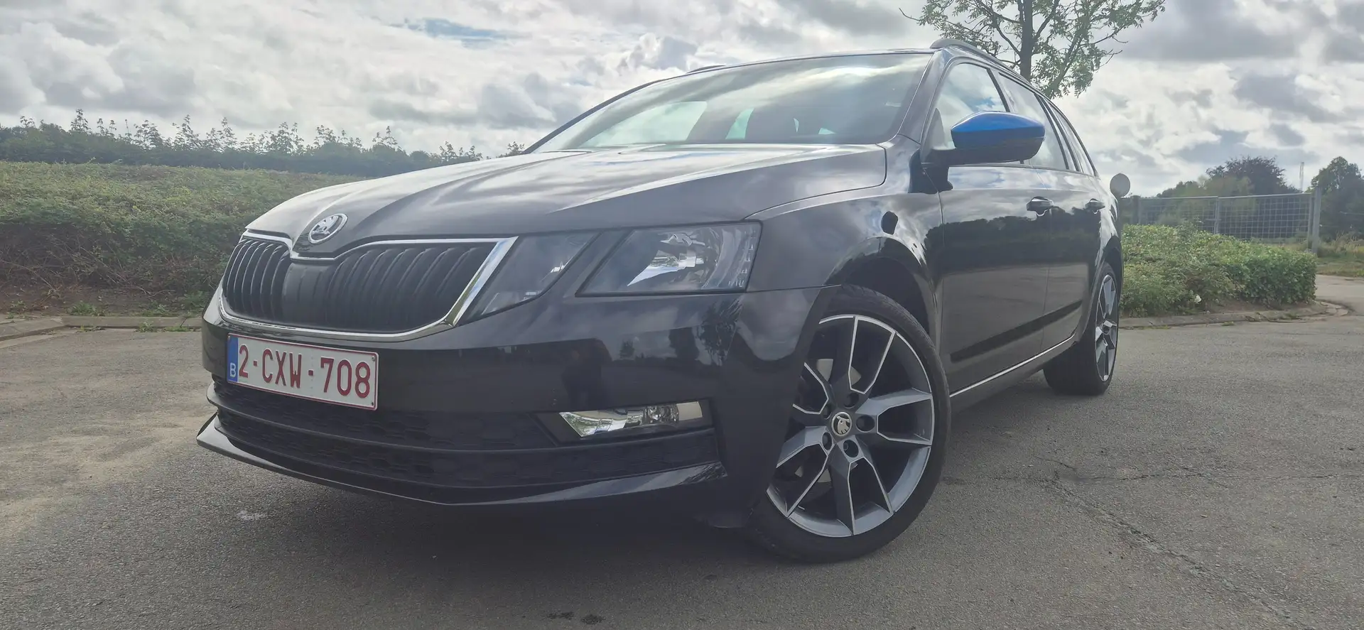Skoda Octavia Octavia Combi 1.5 TSI G-TEC DSG Ambition Noir - 2