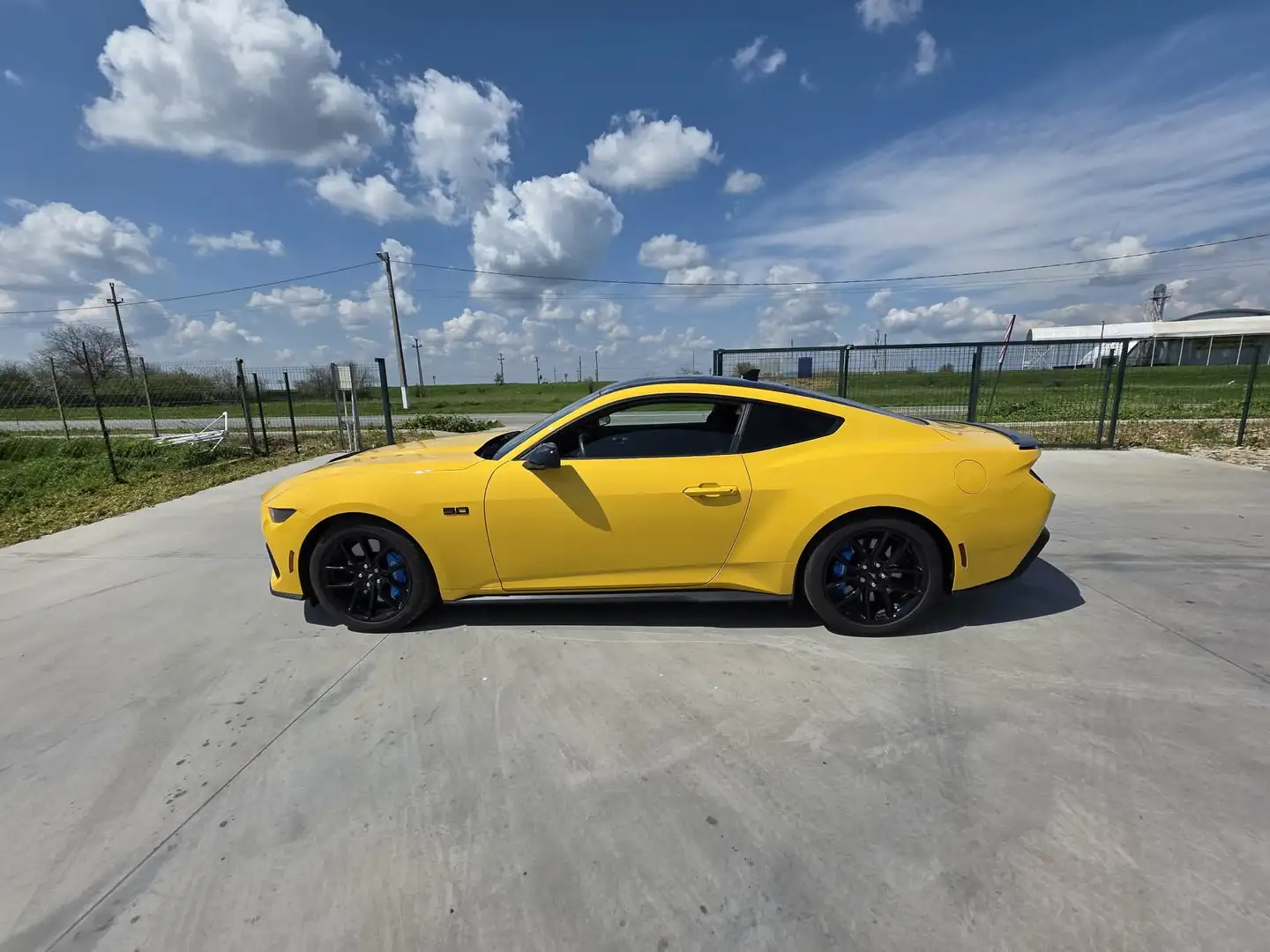 Ford Mustang Fastback 5.0 V8 GT 446cv auto - 2