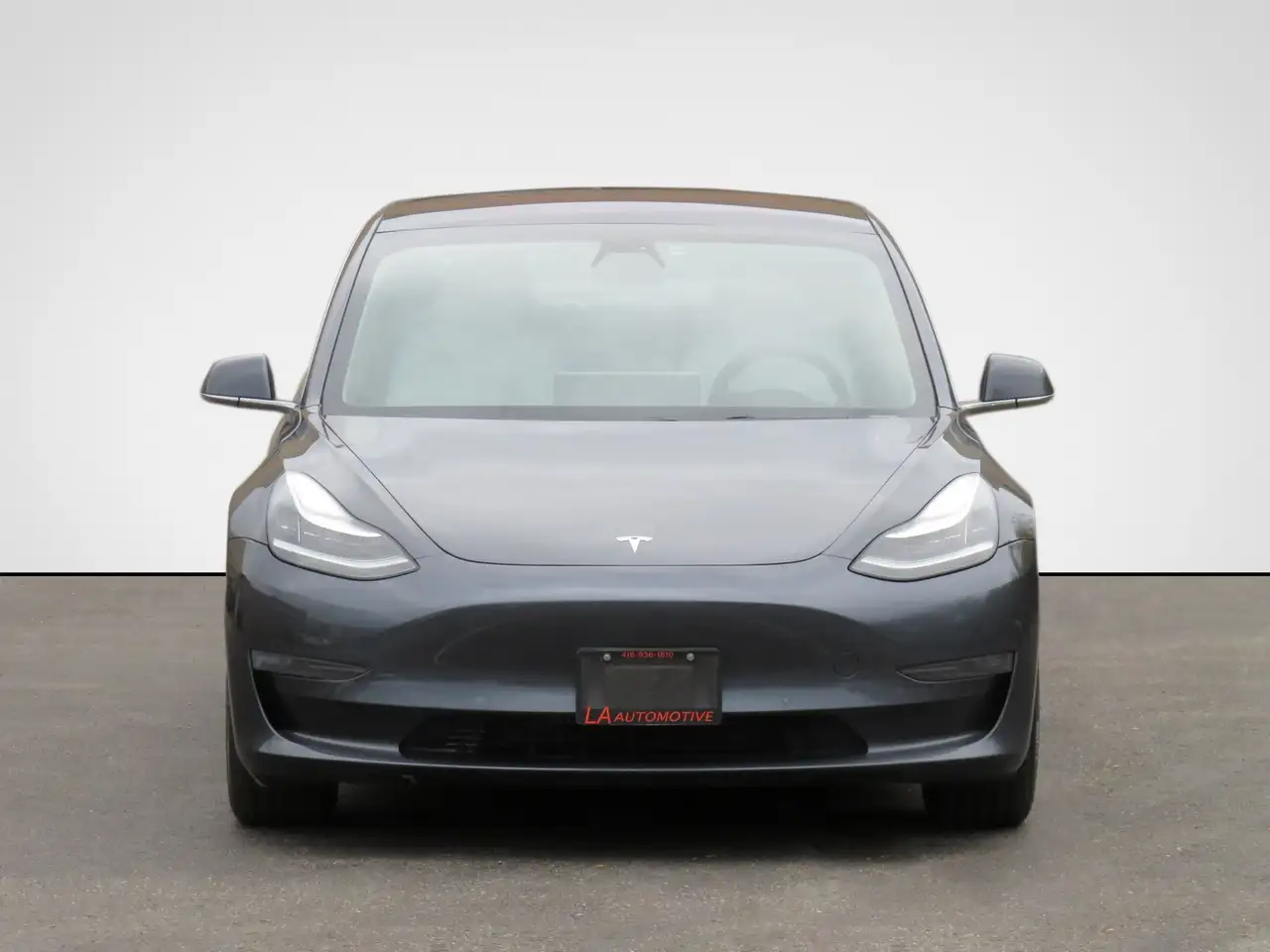 Tesla Model 3 photo Tesla Model 3
