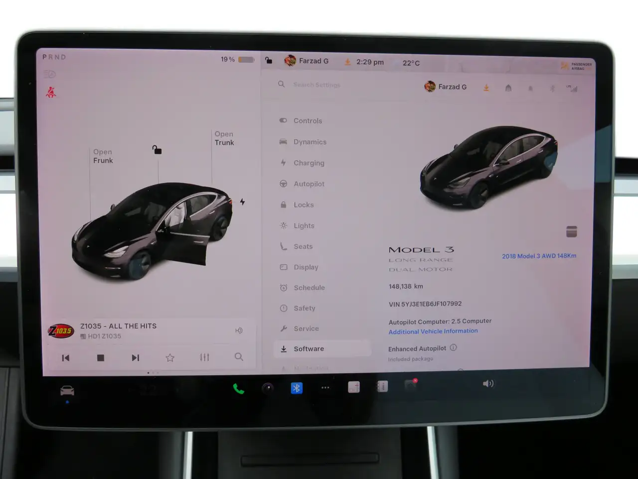 Tesla Model 3 photo Tesla Model 3