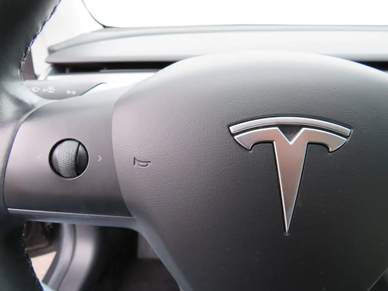 Tesla Model 3 photo Tesla Model 3