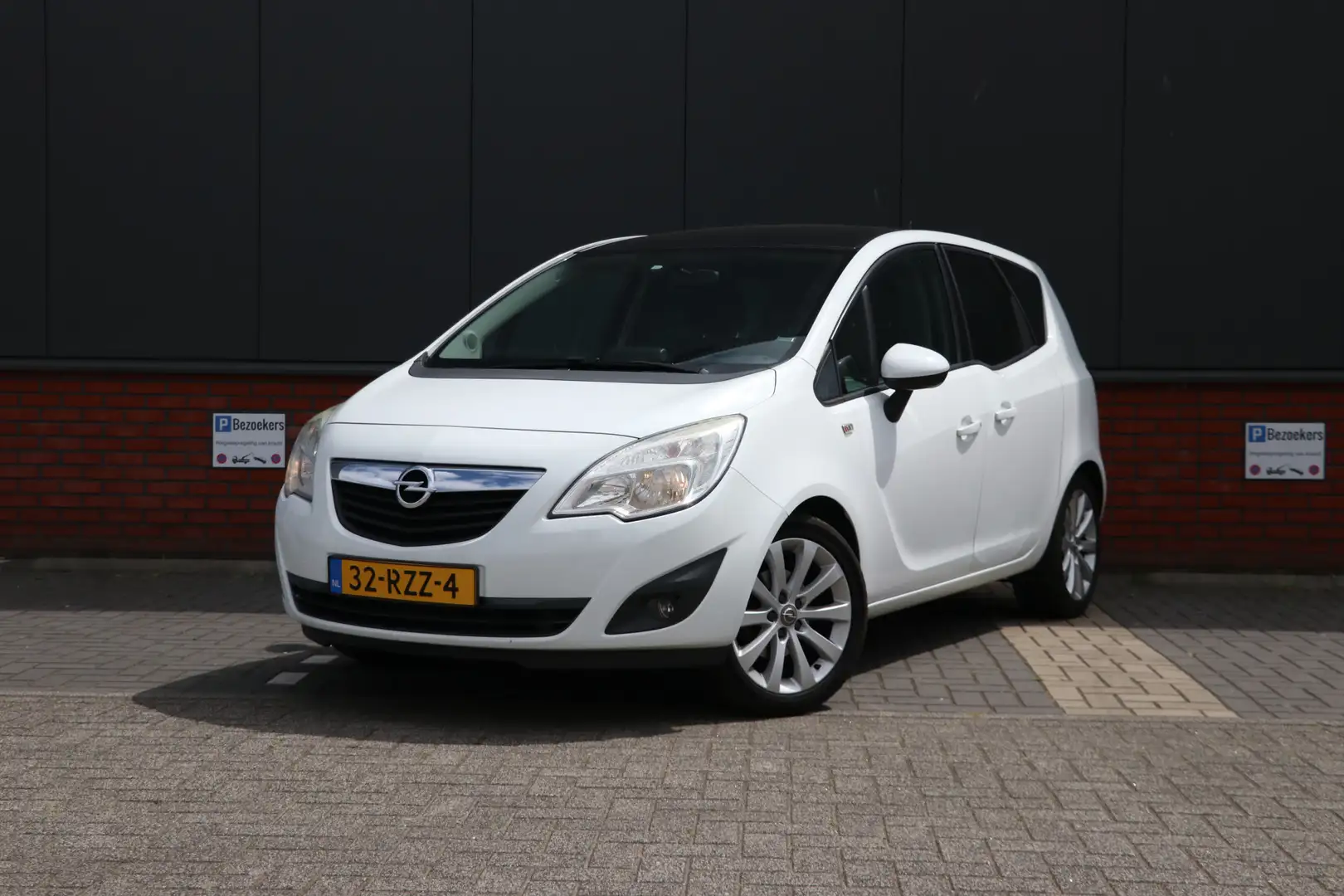 Opel Meriva 1.4 Turbo Edition Wit - 1