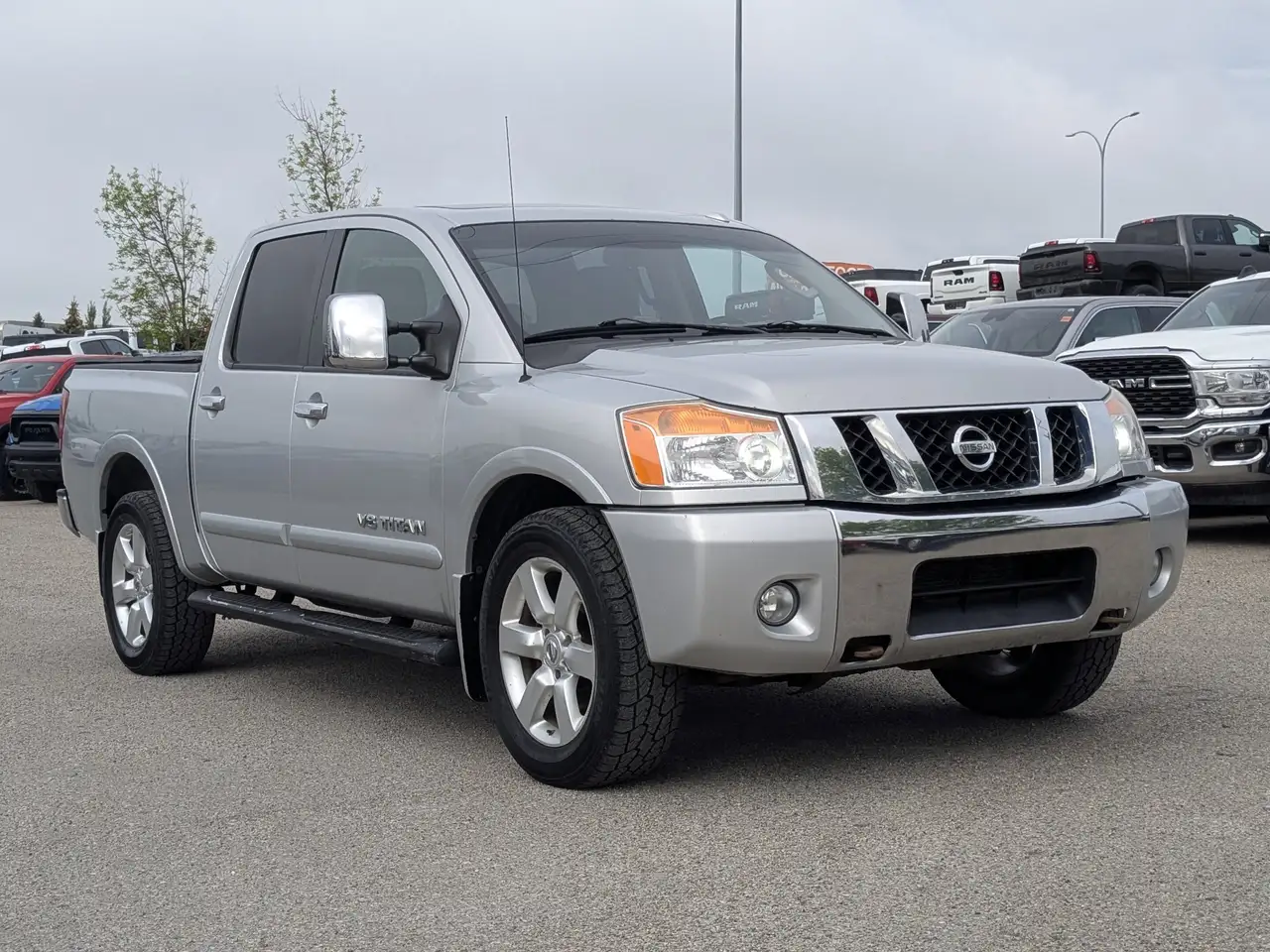 Nissan Titan снимка Nissan Titan