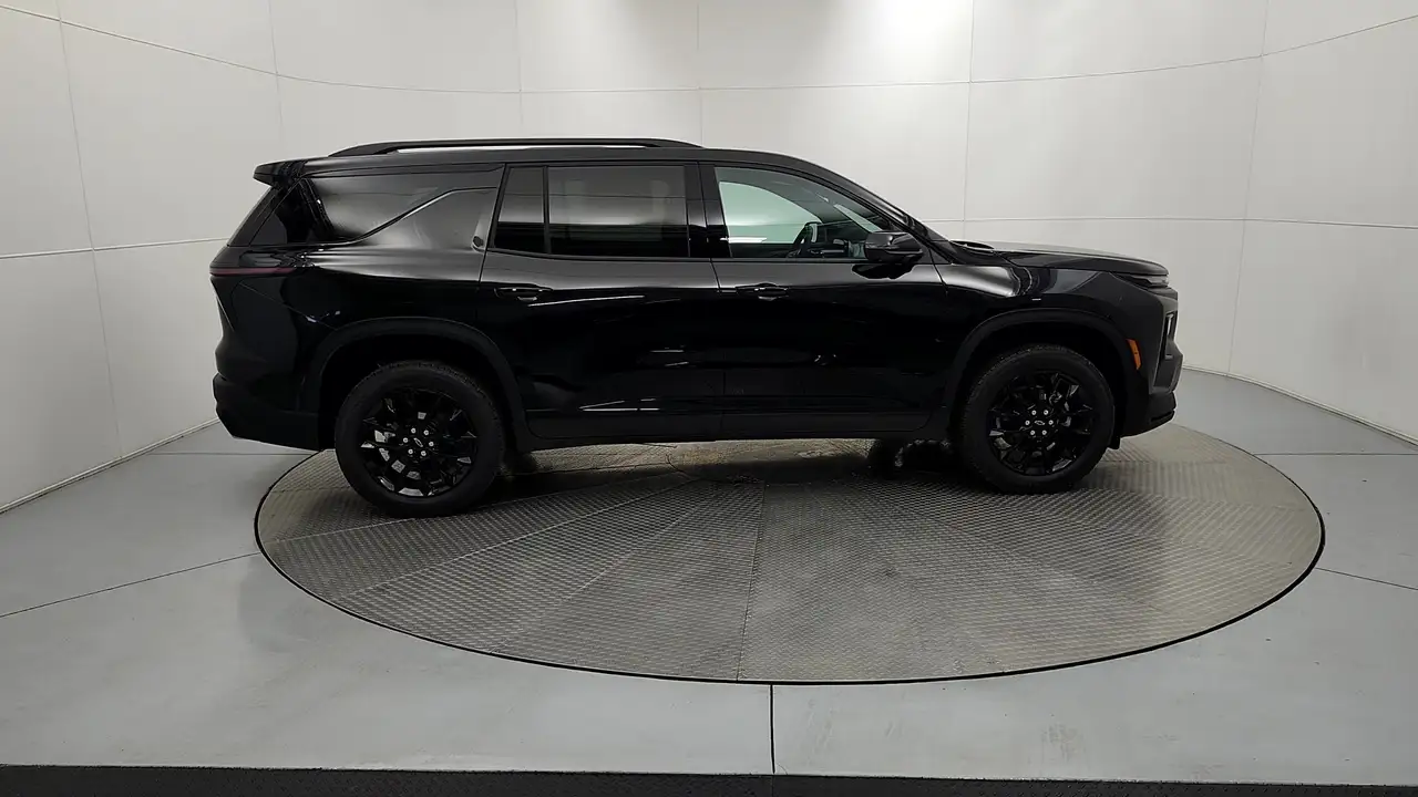 Chevrolet Traverse photo Chevrolet Traverse