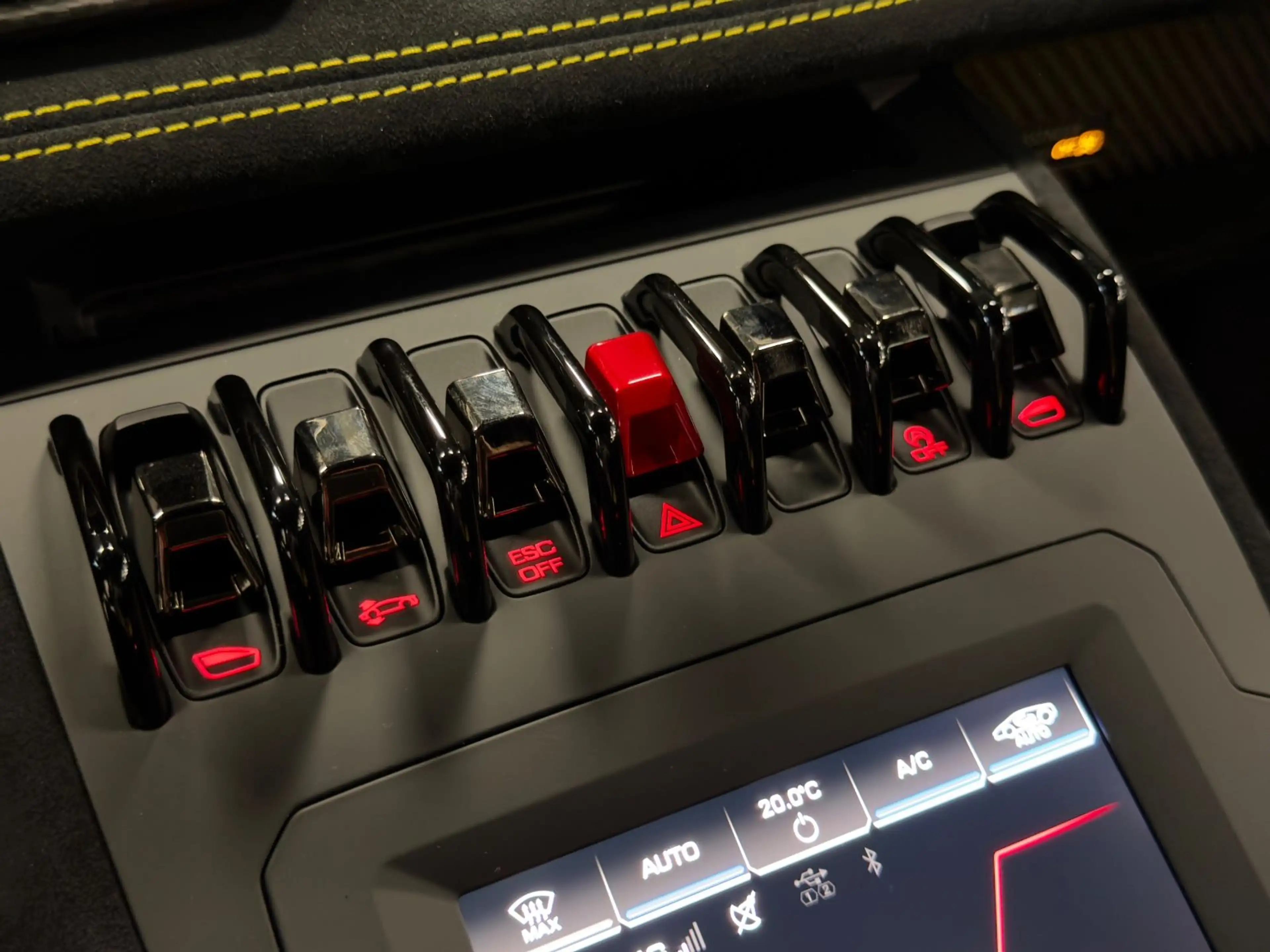 Lamborghini Huracán HURACAN STO AD PERSONUM SPECIAL CARBON LIFT FULL — photo 38