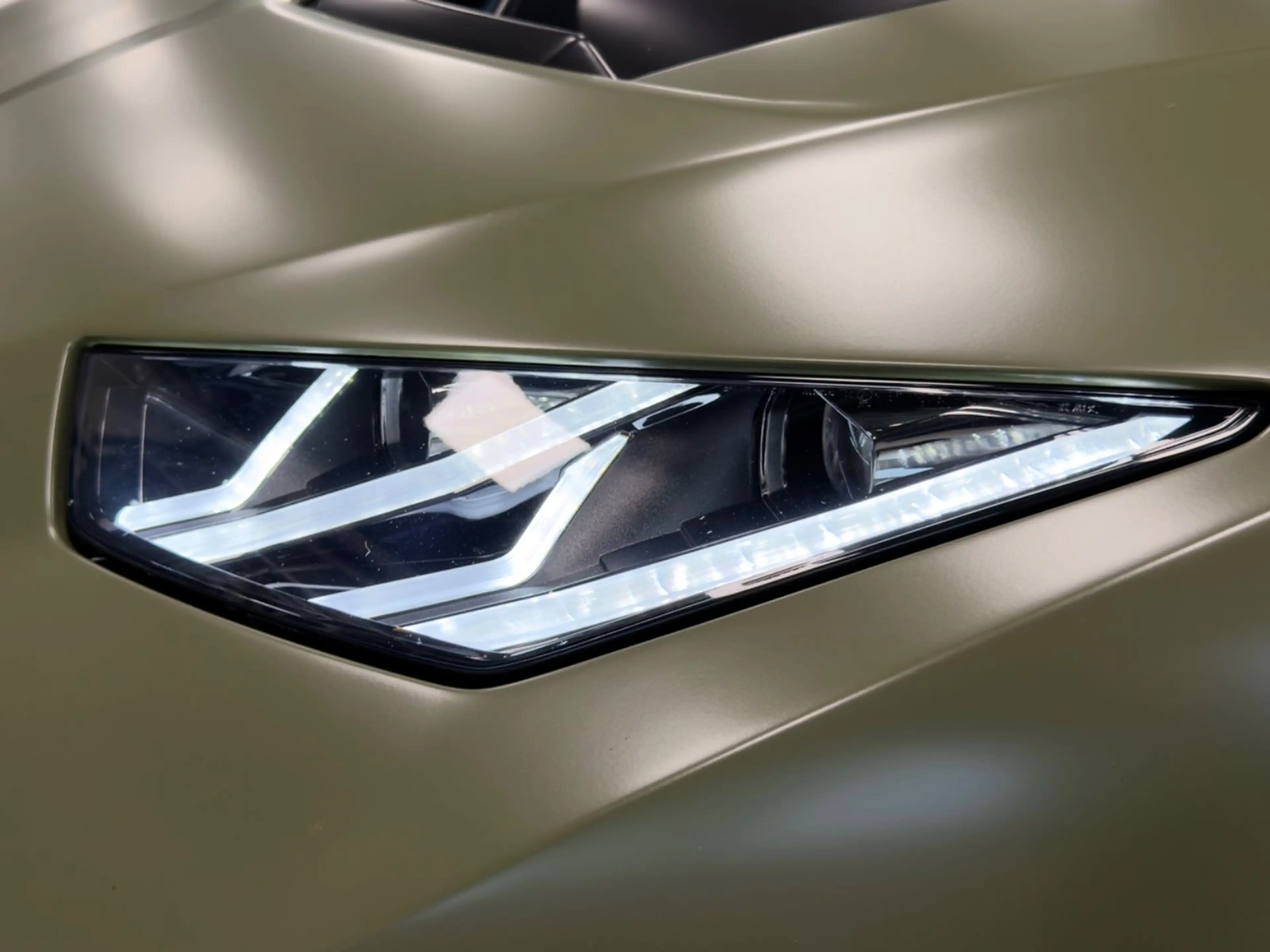 Lamborghini Huracán HURACAN STO AD PERSONUM SPECIAL CARBON LIFT FULL — photo 11