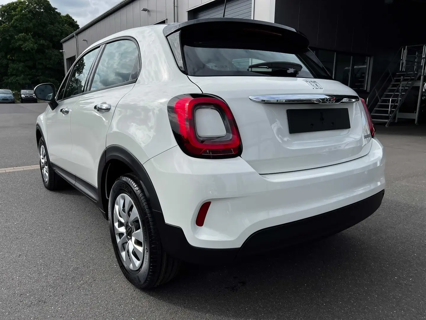 Fiat 500X HYBRID 1.5 GSE FWD MY24 Weiß - 2