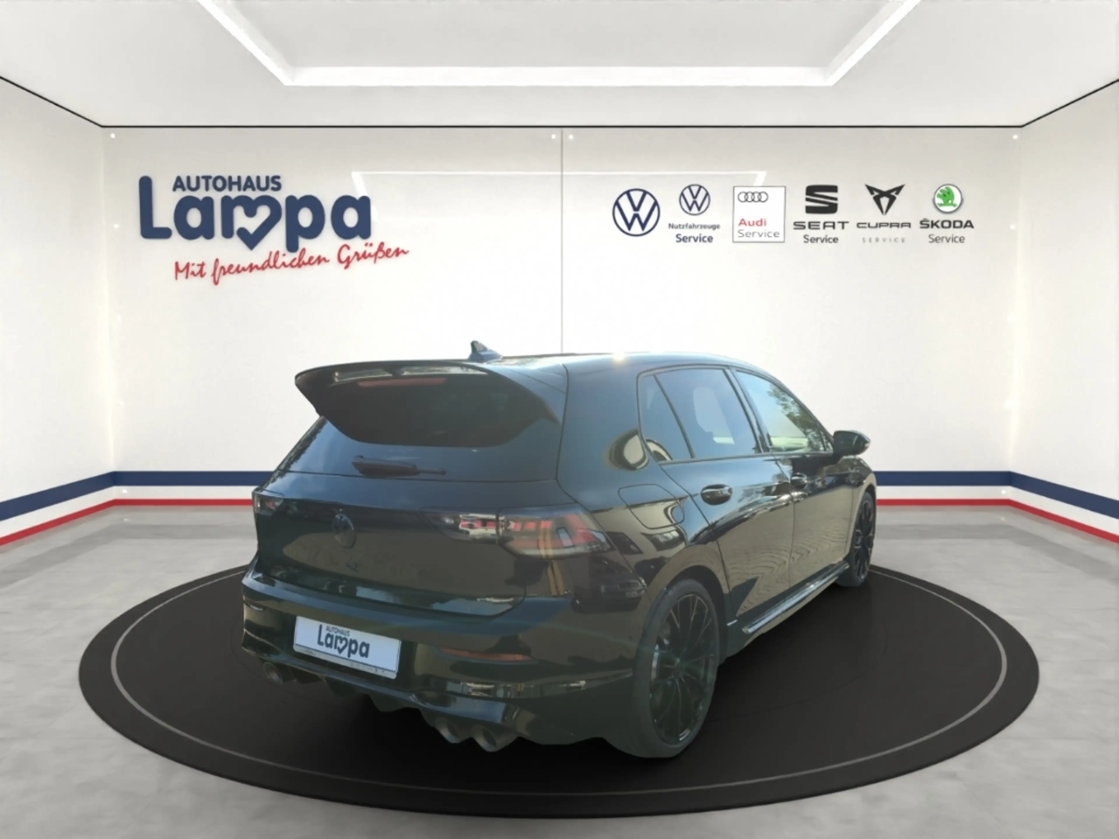 Volkswagen Golf R VIII Black 2.0 TSI DSG NAV,RFK,ACC,Matrix-LED — photo 5
