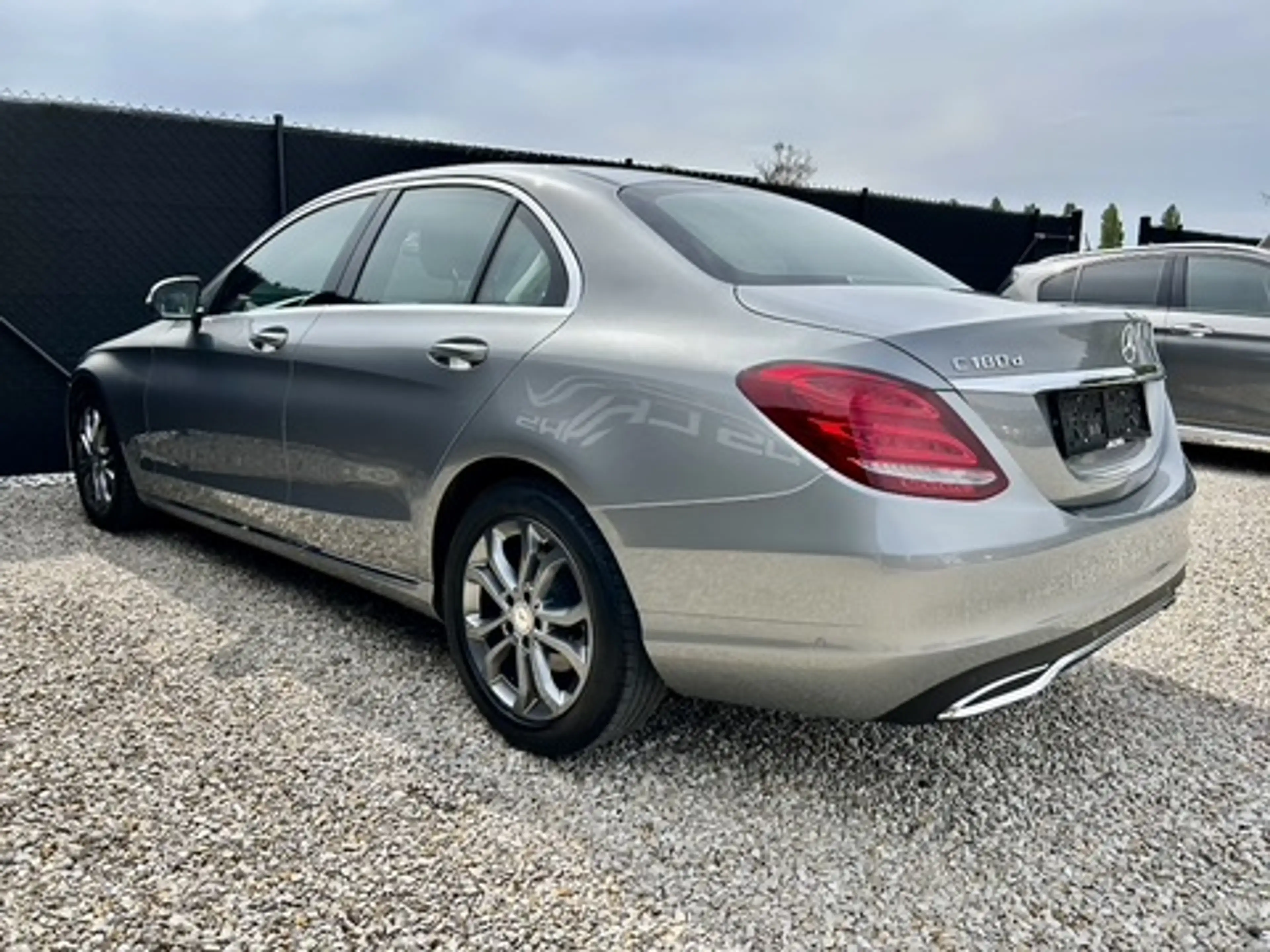 Mercedes-Benz C 180 d*CRUISE*LED*AIRCO*CUIR*EPC*GPS*AUTOMATIQUE* — photo 12