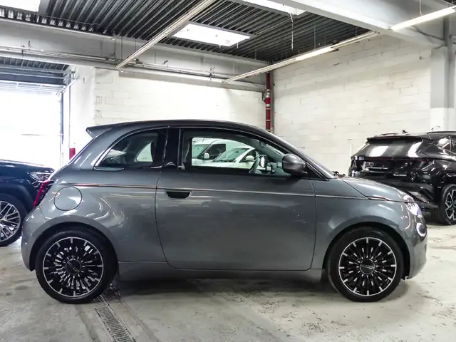 Fiat 500e view 15
