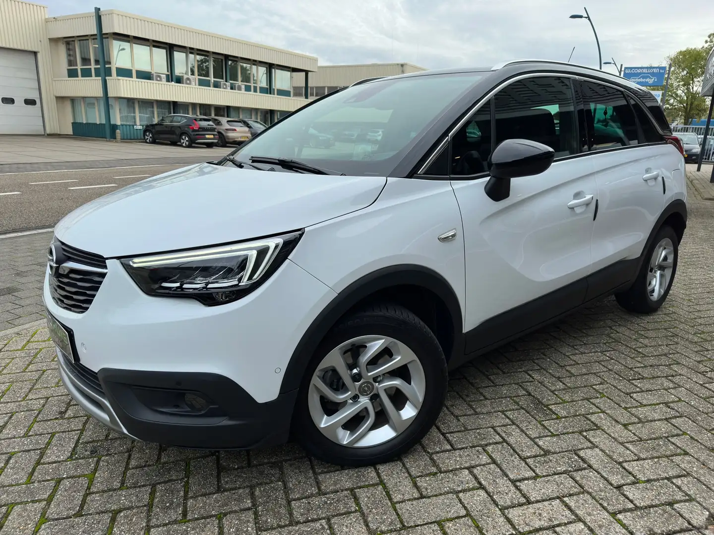 Opel Crossland X 1.2 Turbo Innovation Navigatiesysteem Lederen bekl Wit - 2