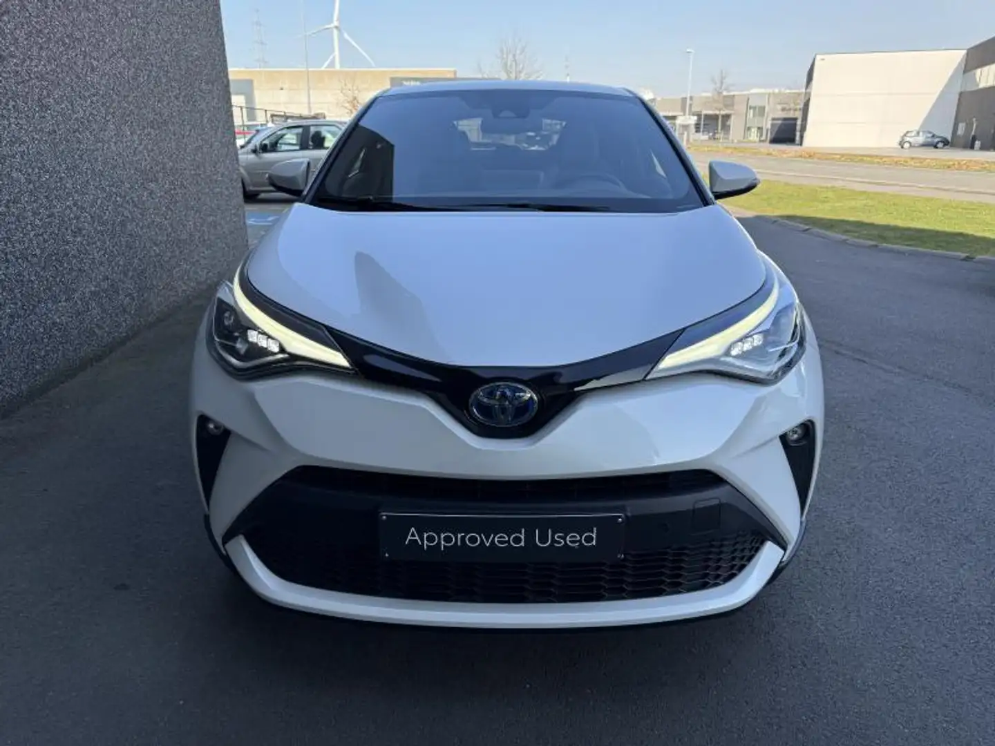 Toyota C-HR 2.0 Hybrid 184PK C-HIC Blanc - 2