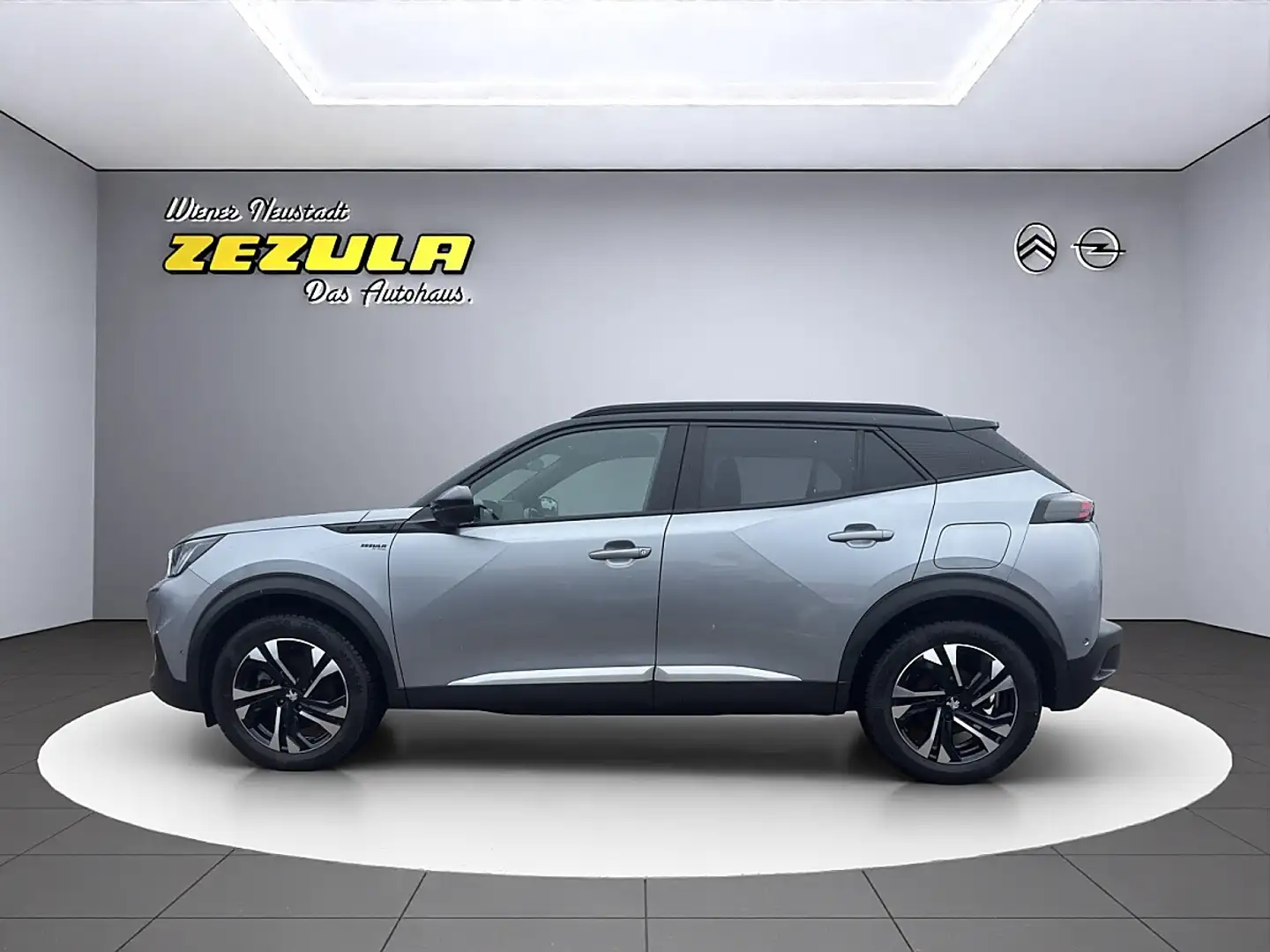 Peugeot e-2008 50kWh GT Grau - 2