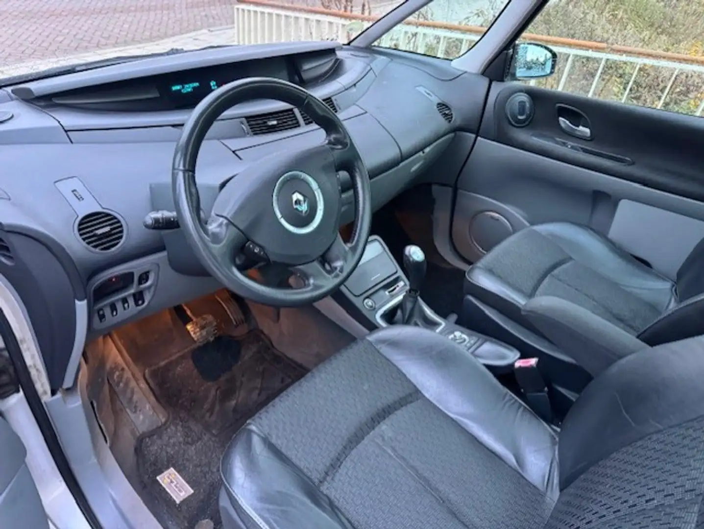 Renault Espace 2.0T Dynamique Grijs - 2