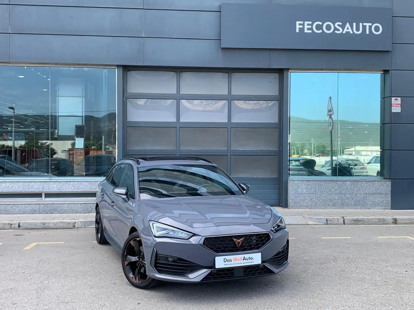 CUPRA Leon 2.0 TSI DSG 140KW Gris - 1