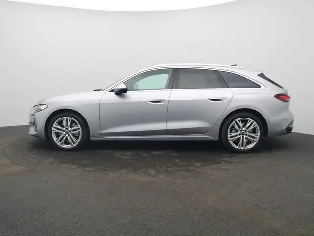 Audi A5 view 4