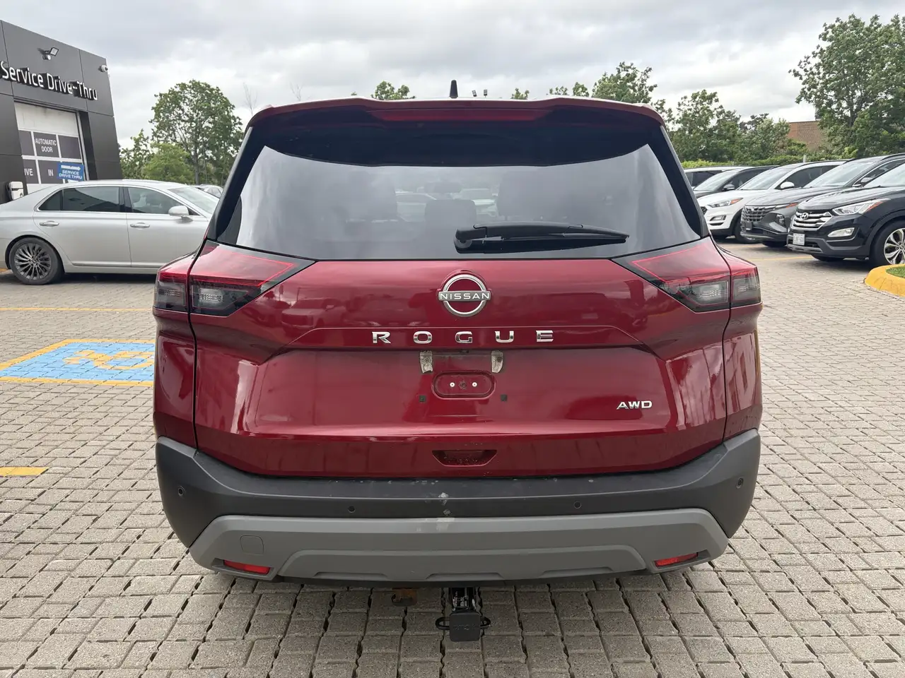 Nissan Rogue снимка Nissan Rogue