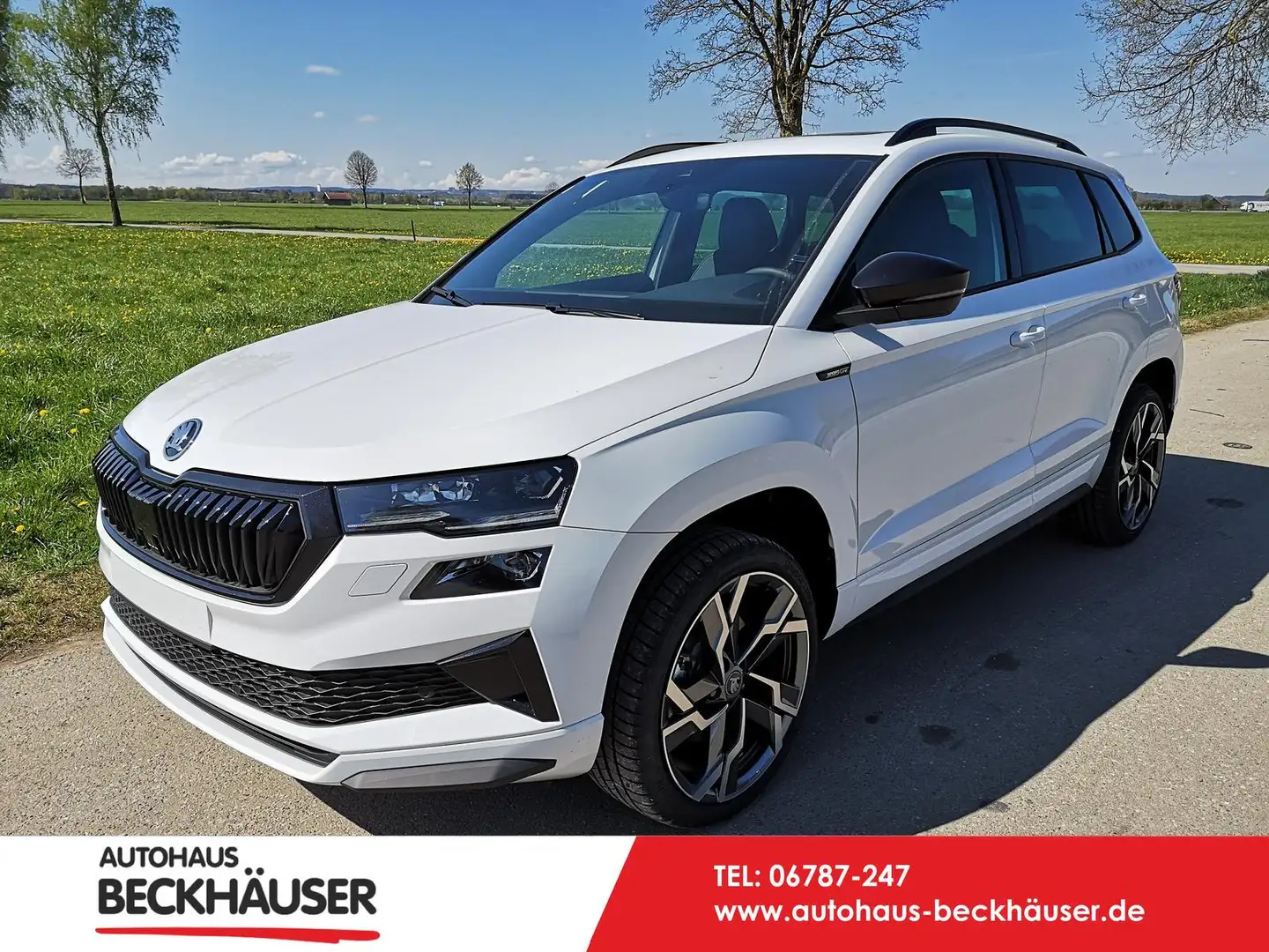 Skoda Karoq Sportline 2.0TDI DSG 4x4 AHK Matrix Leder 19 Zo... Weiß - 1
