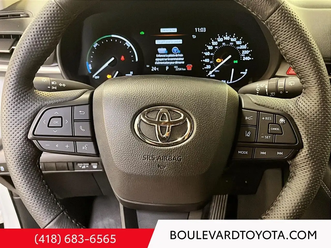 Toyota Sienna снимка Toyota Sienna