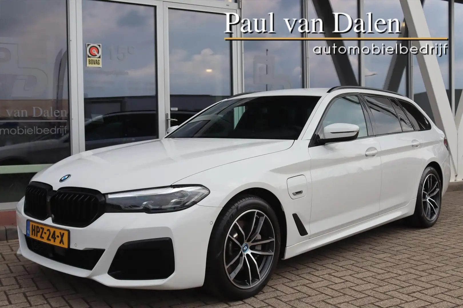 BMW 530 5-Serie Touring (g31) 530e 292PK AUTOMAAT M-SPORT Weiß - 1