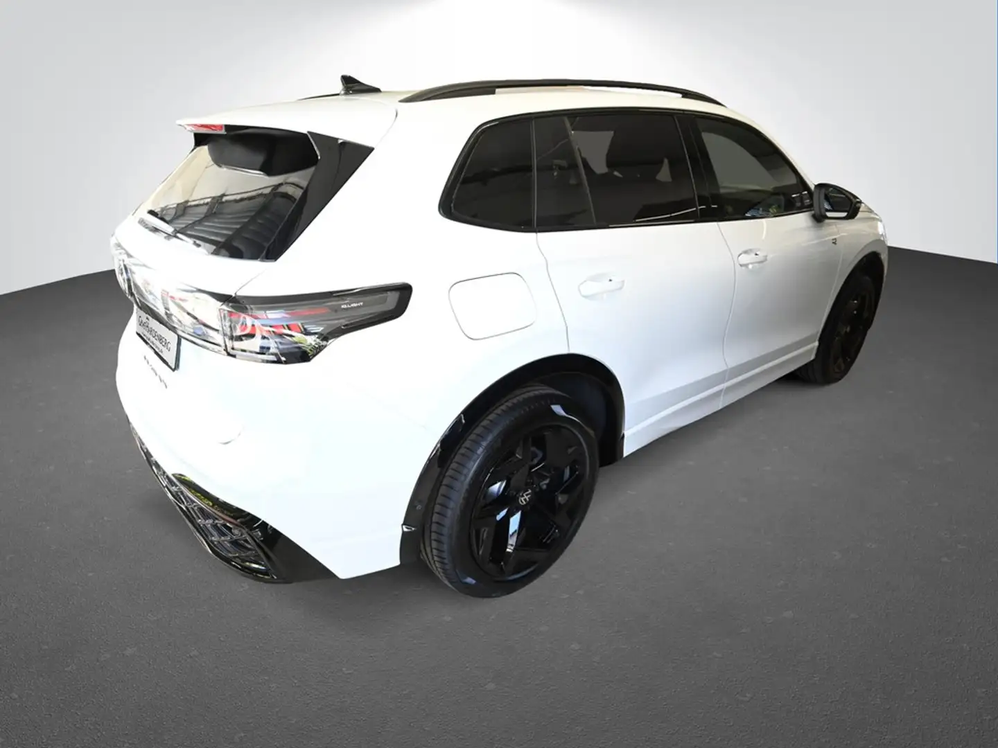 Volkswagen Tiguan 2.0 TDI Automatik R-Line AHK IQ Drive HUD Weiß - 2