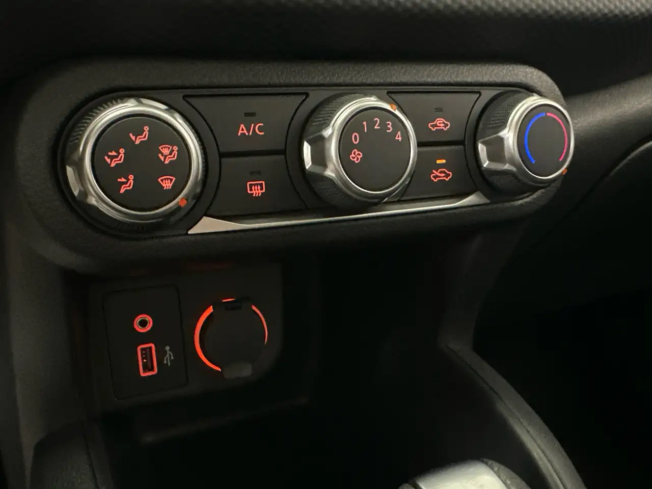 Nissan Kicks снимка Nissan Kicks