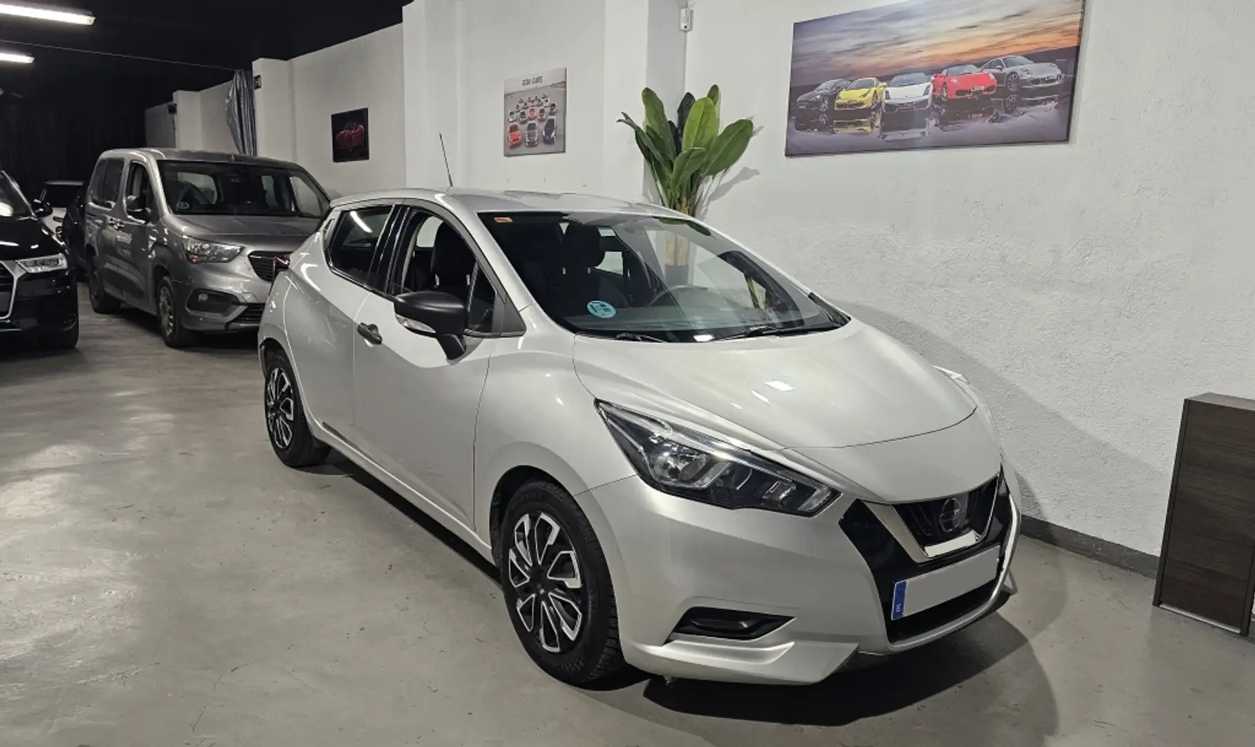 Nissan Micra 1.5dCi S&S Urban 90 Argent - 1