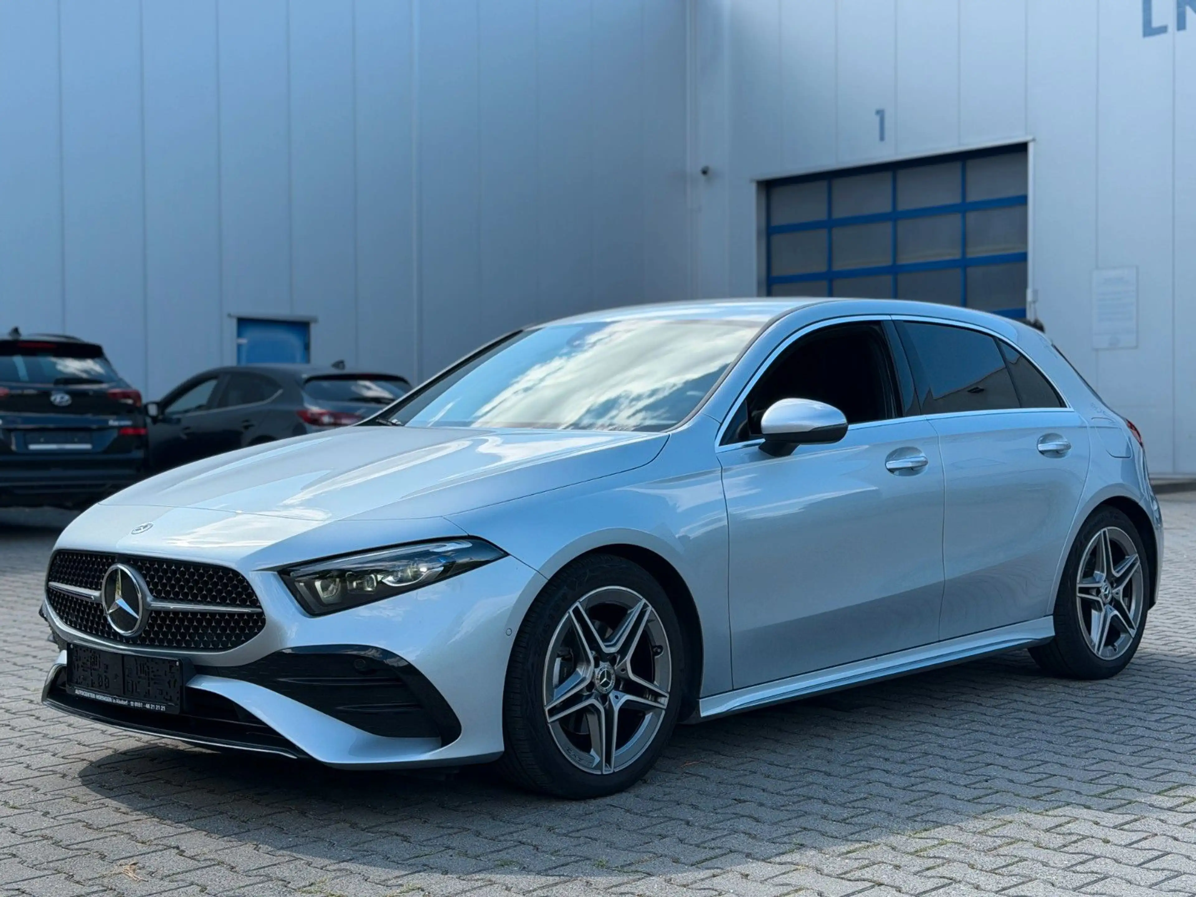 Mercedes-Benz A 200 d *AMG Line *MBUX*Kamera*KeyL*Ambiente*LED — photo 7