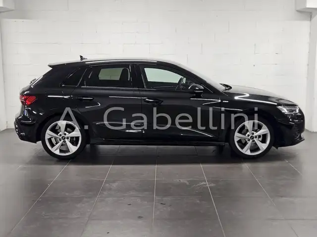 Audi A3 view 3