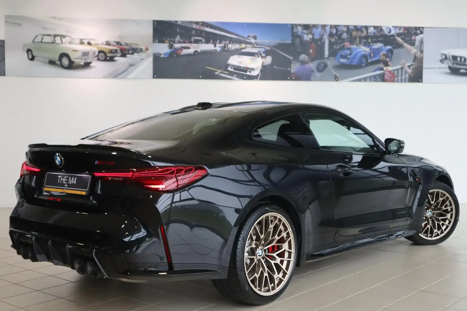 BMW M4 CS Coupé  M Drive Professional Zwart - 2