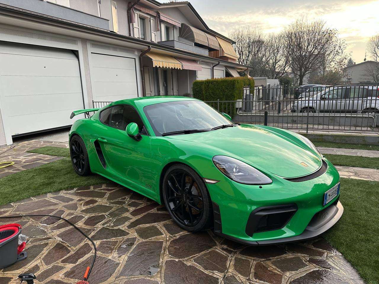 Porsche Cayman