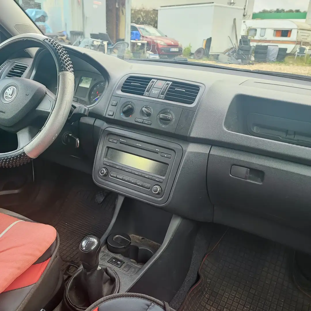 Skoda Fabia Fabia II Fließheck 1.2 HTP FAMILY Biały - 2