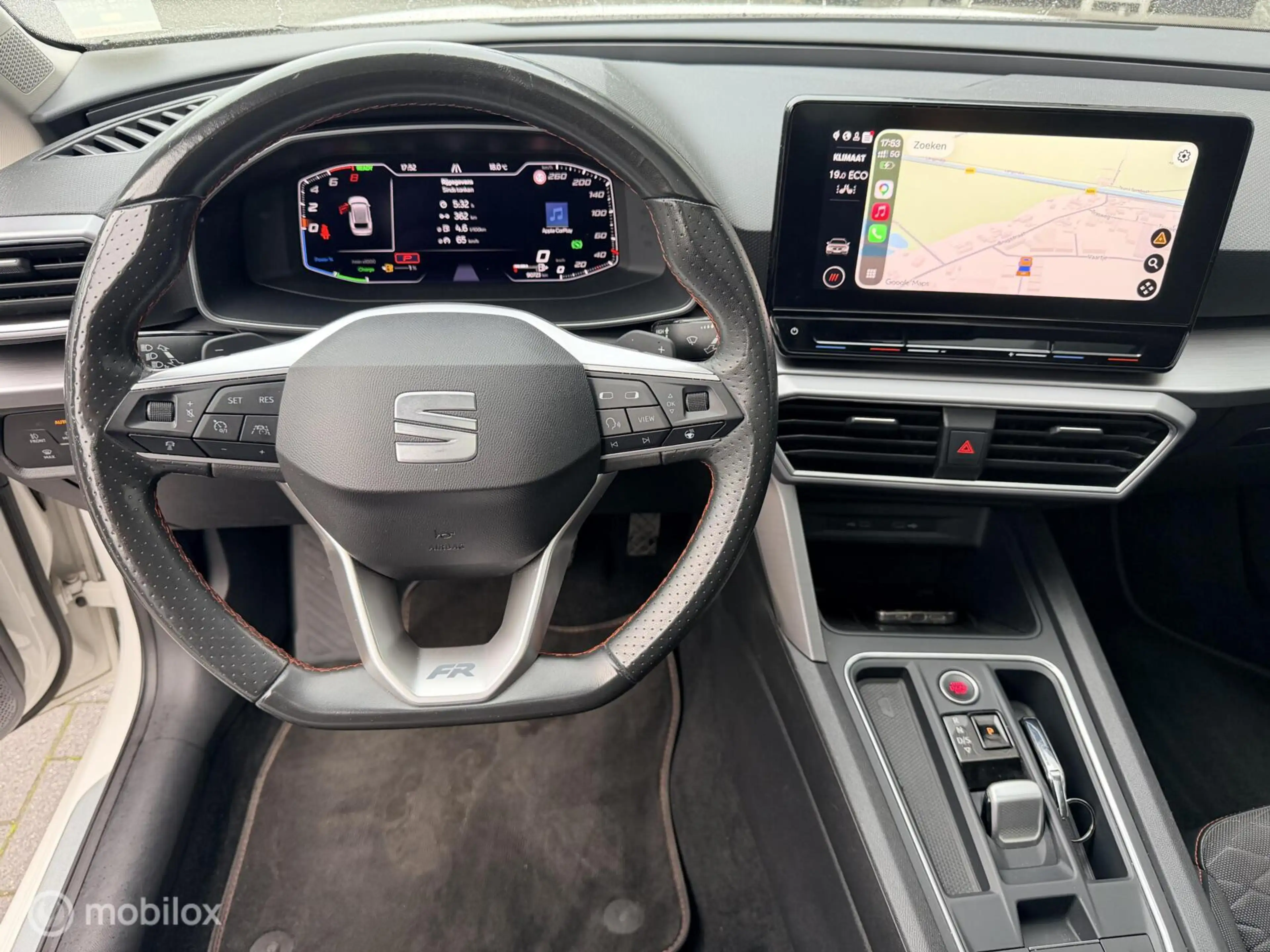 SEAT Leon e-Hybrid Sportstourer 1.4 TSI eHybrid PHEV FR — photo 16