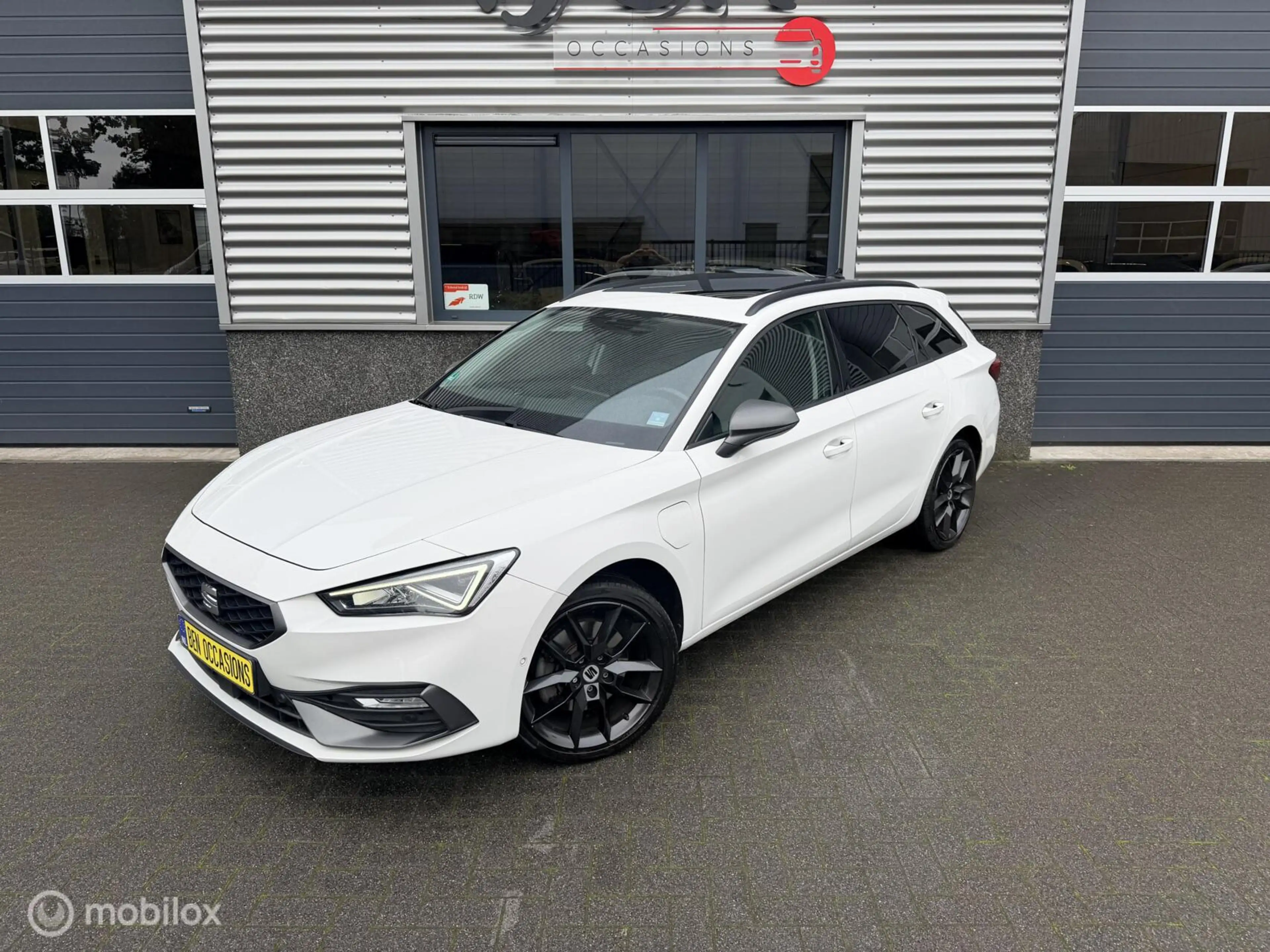 SEAT Leon e-Hybrid Sportstourer 1.4 TSI eHybrid PHEV FR — photo 3