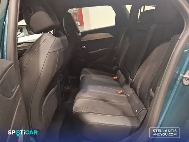 Peugeot 308 view 10