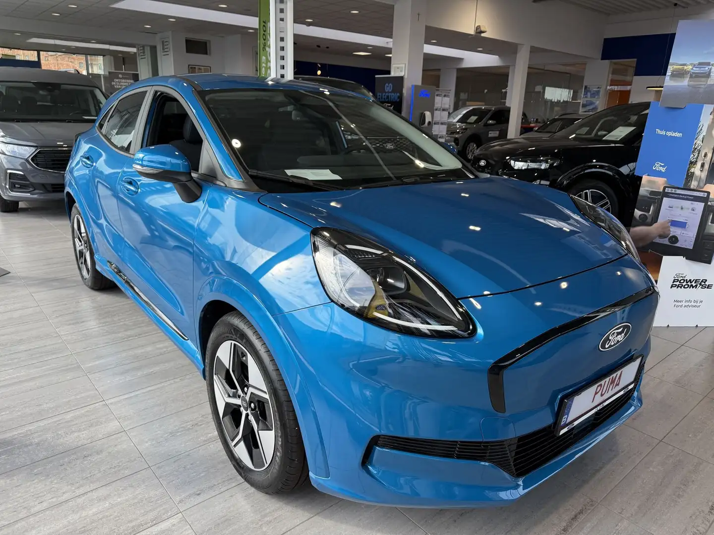 Ford Puma Electrische Puma Gen-E met Comfort Pack en Winter Bleu - 2