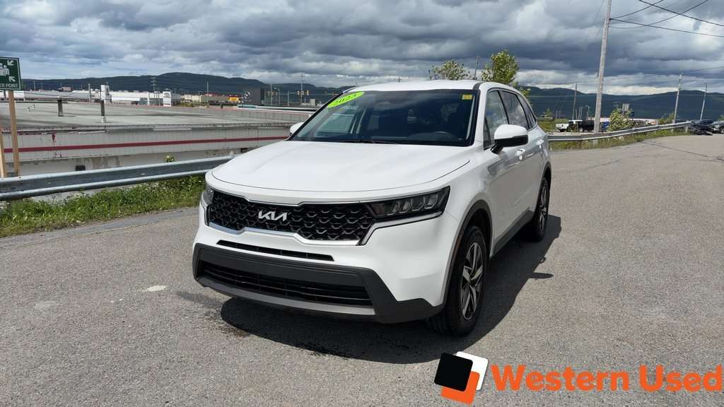 2023 Kia Sorento LX Premium