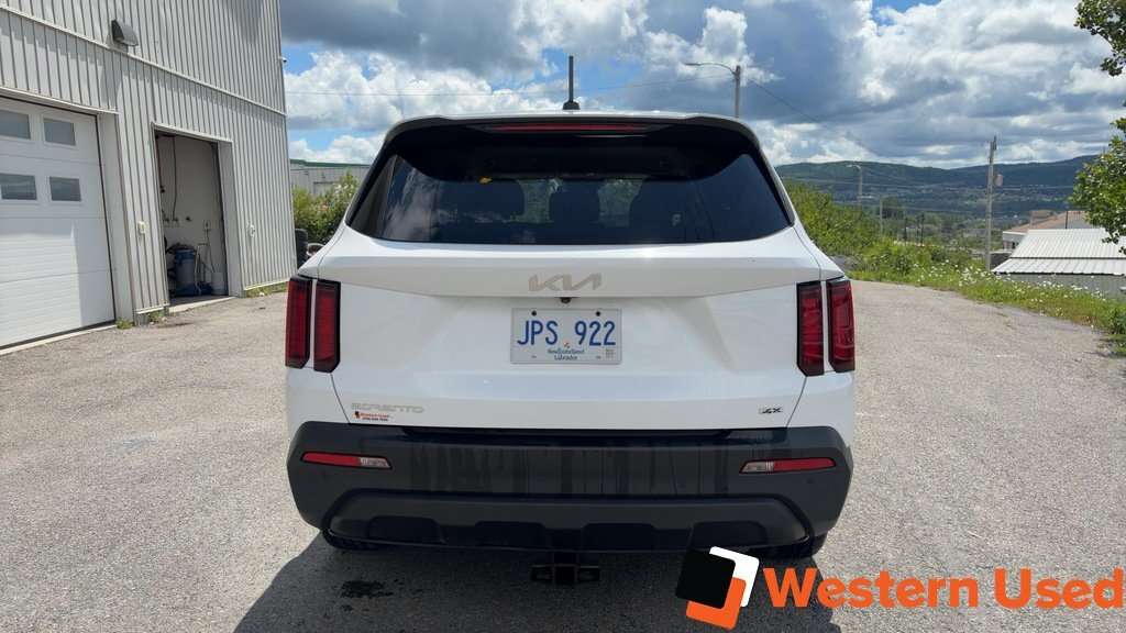 2023 Kia Sorento LX Premium — снимка 1