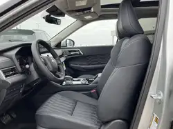 Mitsubishi Outlander 2026