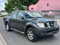 Nissan Navara 2.5 dci  Pickup Automatik SE 4X4 Grijs - thumbnail 4
