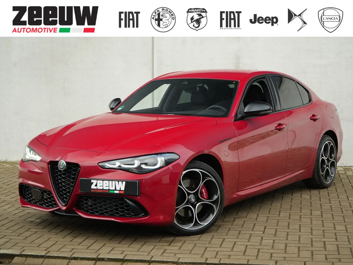 Alfa Romeo Giulia 2.0 Turbo 280 PK Competizione Q4 AWD | Harman | Ve Rood - 1