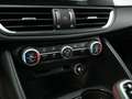 Alfa Romeo Giulia 2.0 Turbo 280 PK Competizione Q4 AWD | Harman | Ve Rood - thumbnail 45