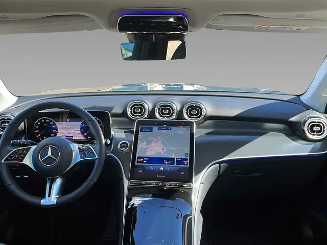 Mercedes-Benz GLC 200 view 12