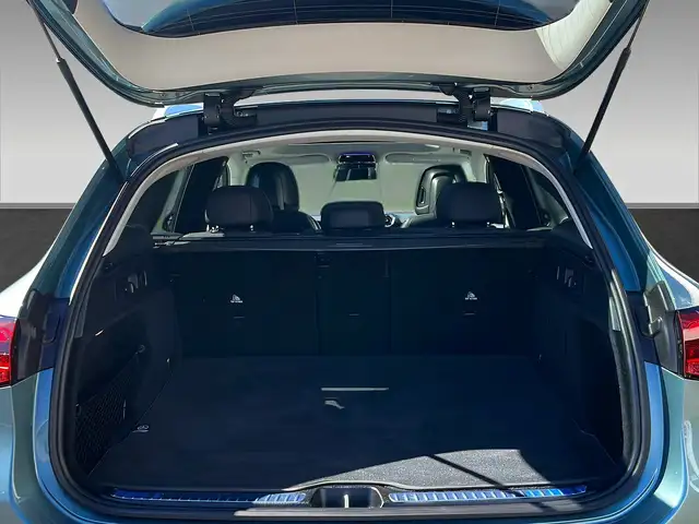 Mercedes-Benz GLC 200 view 8