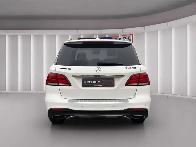 Mercedes-Benz Gle view 4