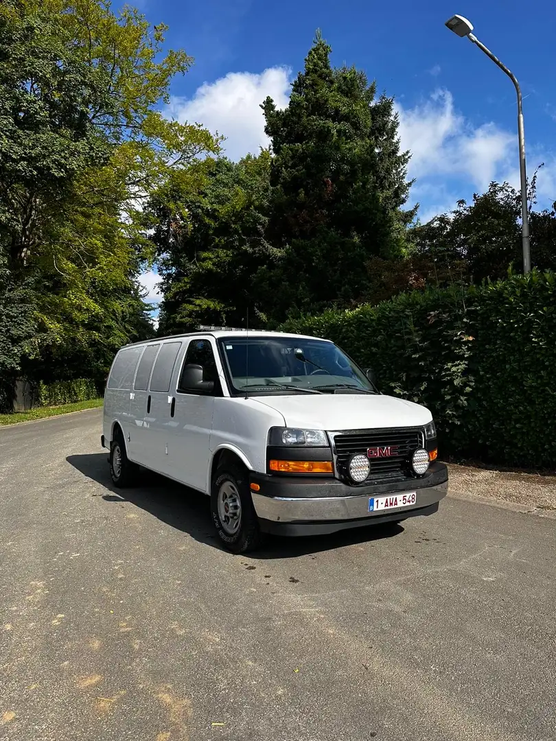 GMC Savana 2500 - 1