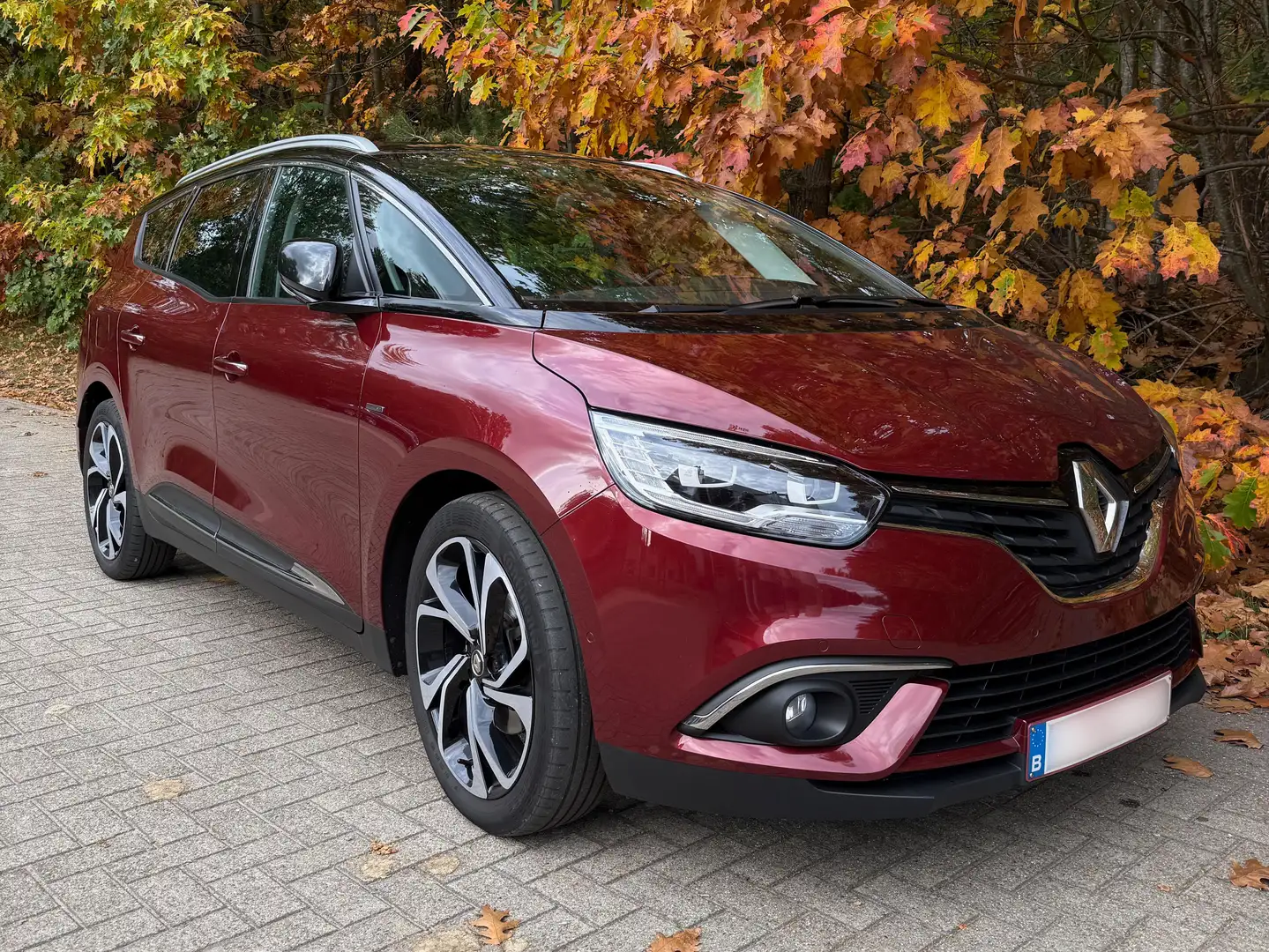 Renault Grand Scenic Grand Scenic BLUE dCi 120 BOSE EDITION Rouge - 2