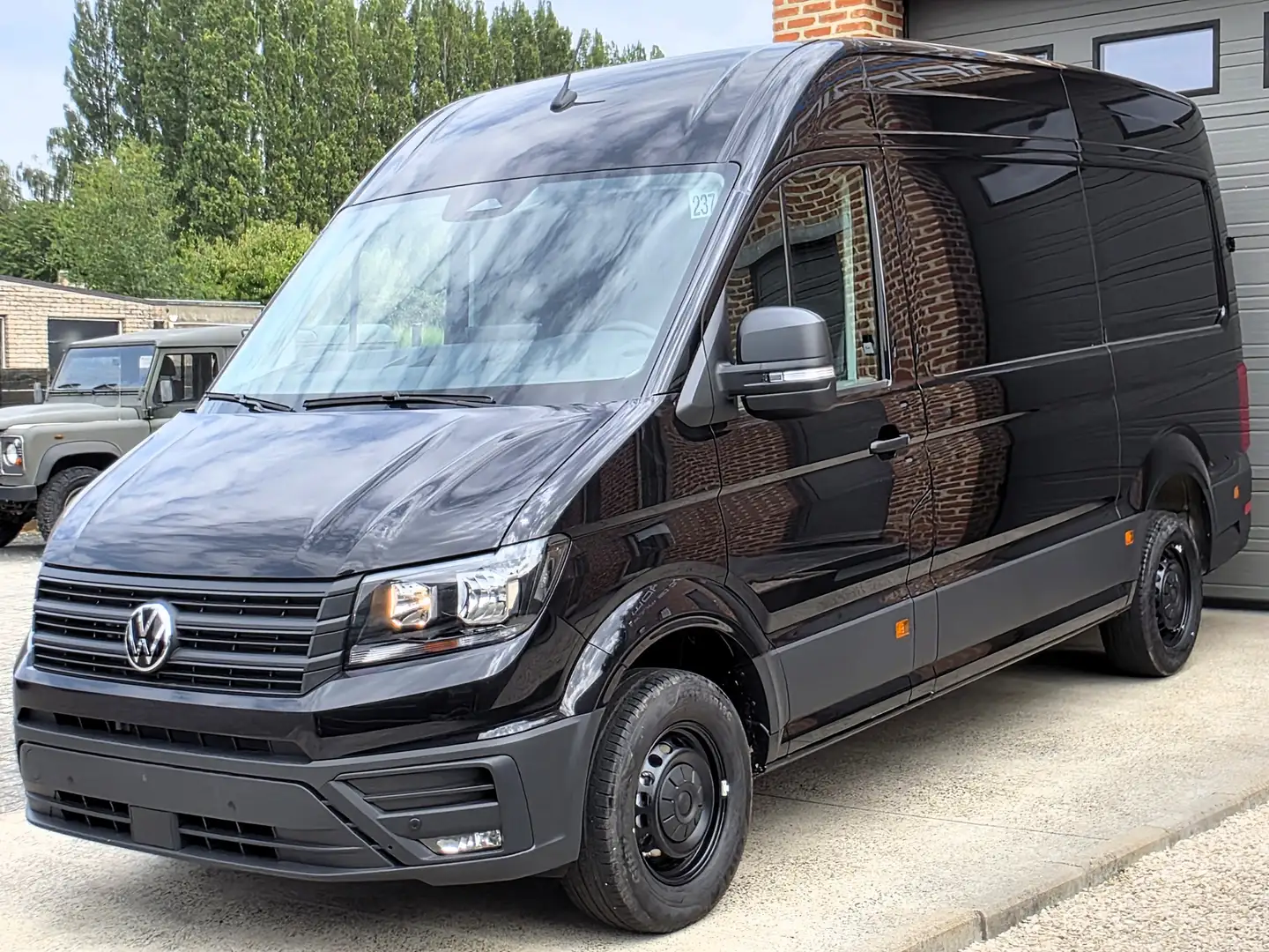 Volkswagen Crafter 43.990EX - NIEUW 0KM 2025 - RWD Trekhaak 3.500KG Zwart - 2
