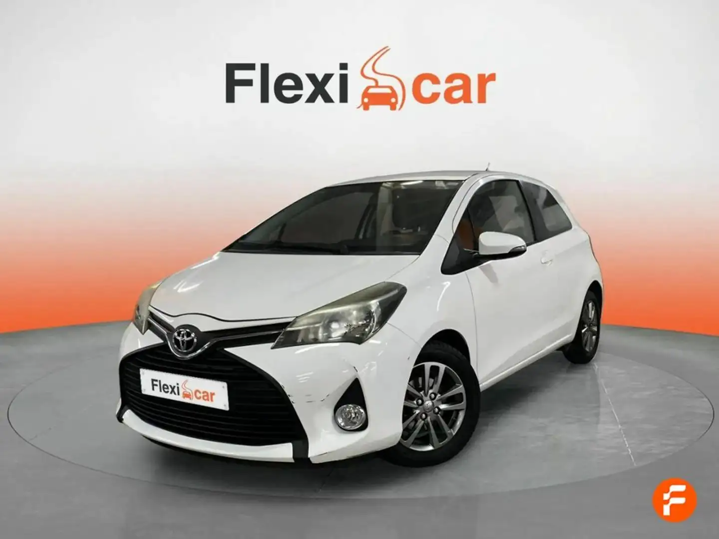 Toyota Yaris 100 Active Amarillo - 2